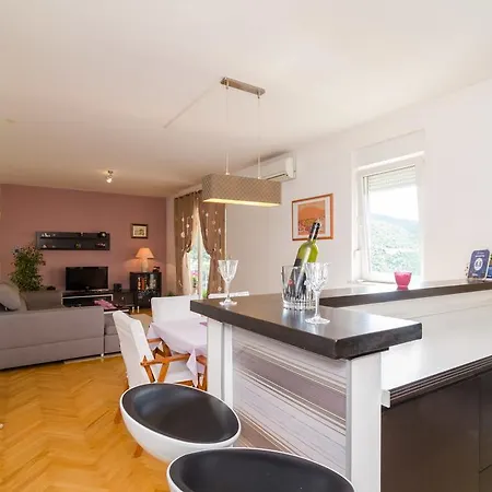 Tomy Appartement *